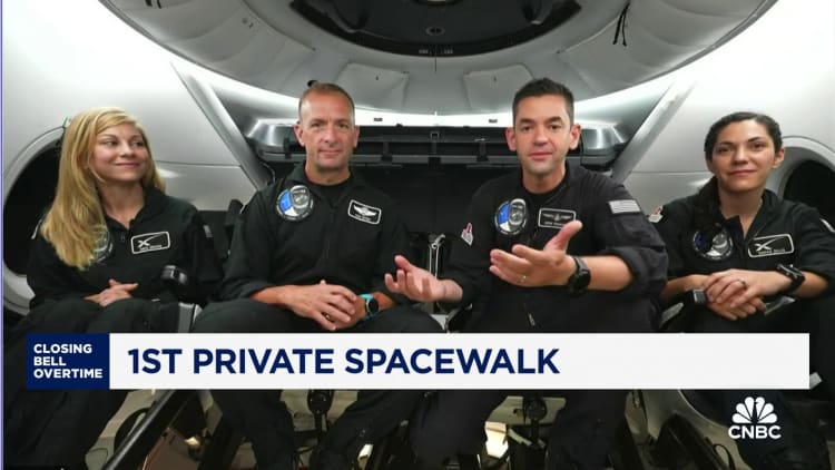 First private spacewalk crew Shift4 talk countdown to historic mission